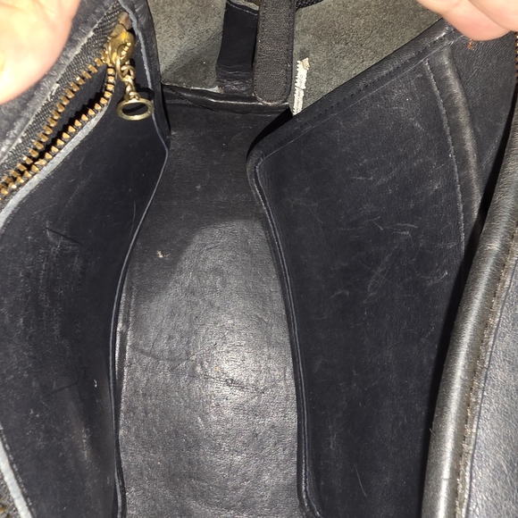 Vintage Coach - Picture 9 of 11